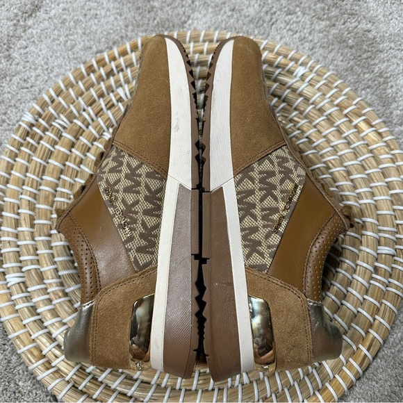 Michael Michael Kors Monique Monogram Trainer Shoes Sneakers Lace-Up in Tan 7 - Picture 7 of 11